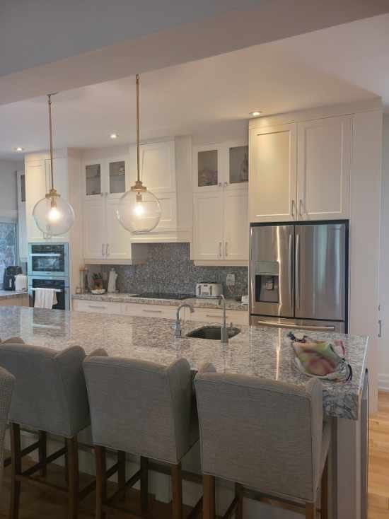 Custom kitchen cabinetry in Central and Southern Ontario